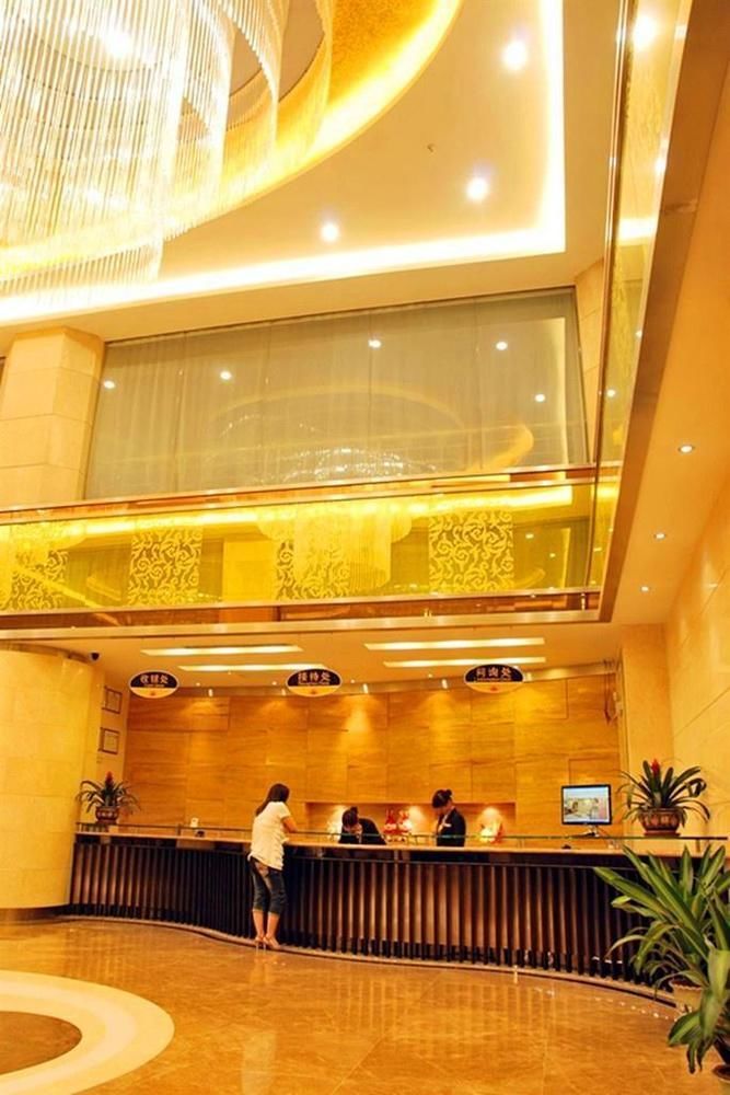 Vienna Hotel Qingyuan Lianjiang Road מראה חיצוני תמונה