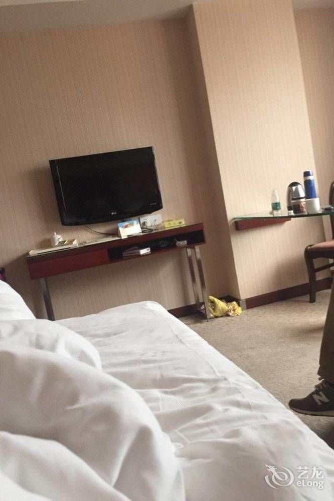Vienna Hotel Qingyuan Lianjiang Road מראה חיצוני תמונה